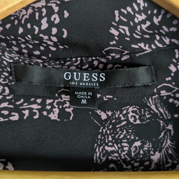 FREE with purchase over $30 🤩Guess leopard print blouse - Medium - Picture 2 of 4